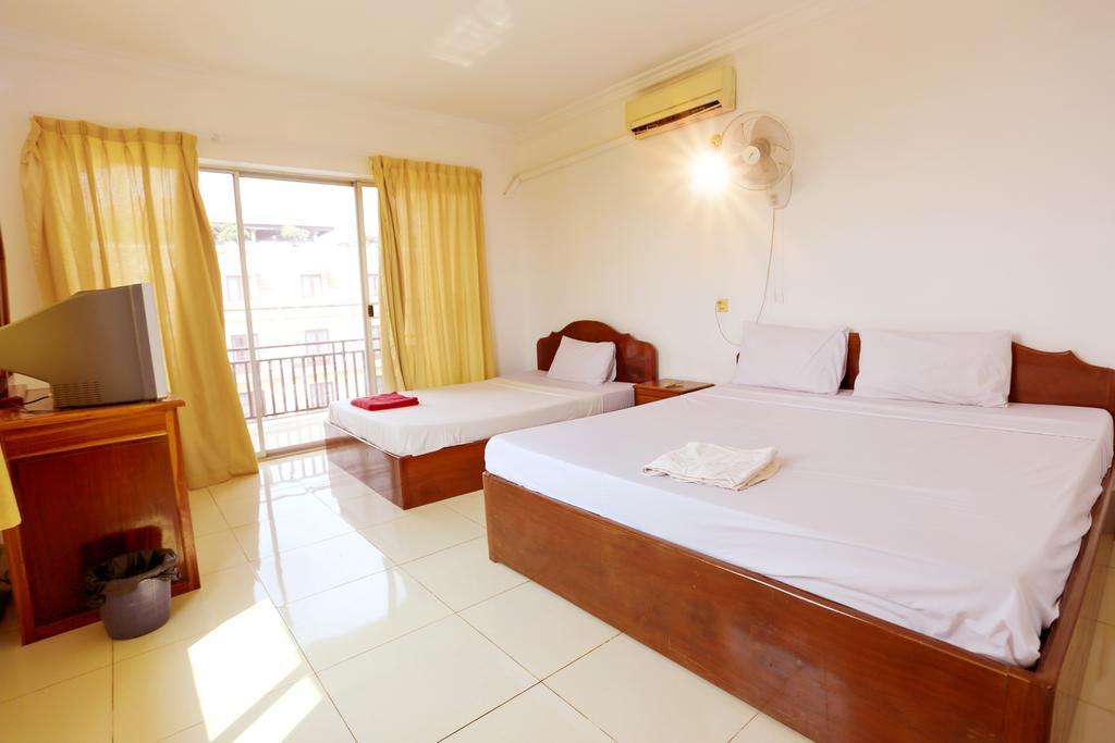 Hang Tep Hostel Siem Reap Exterior photo
